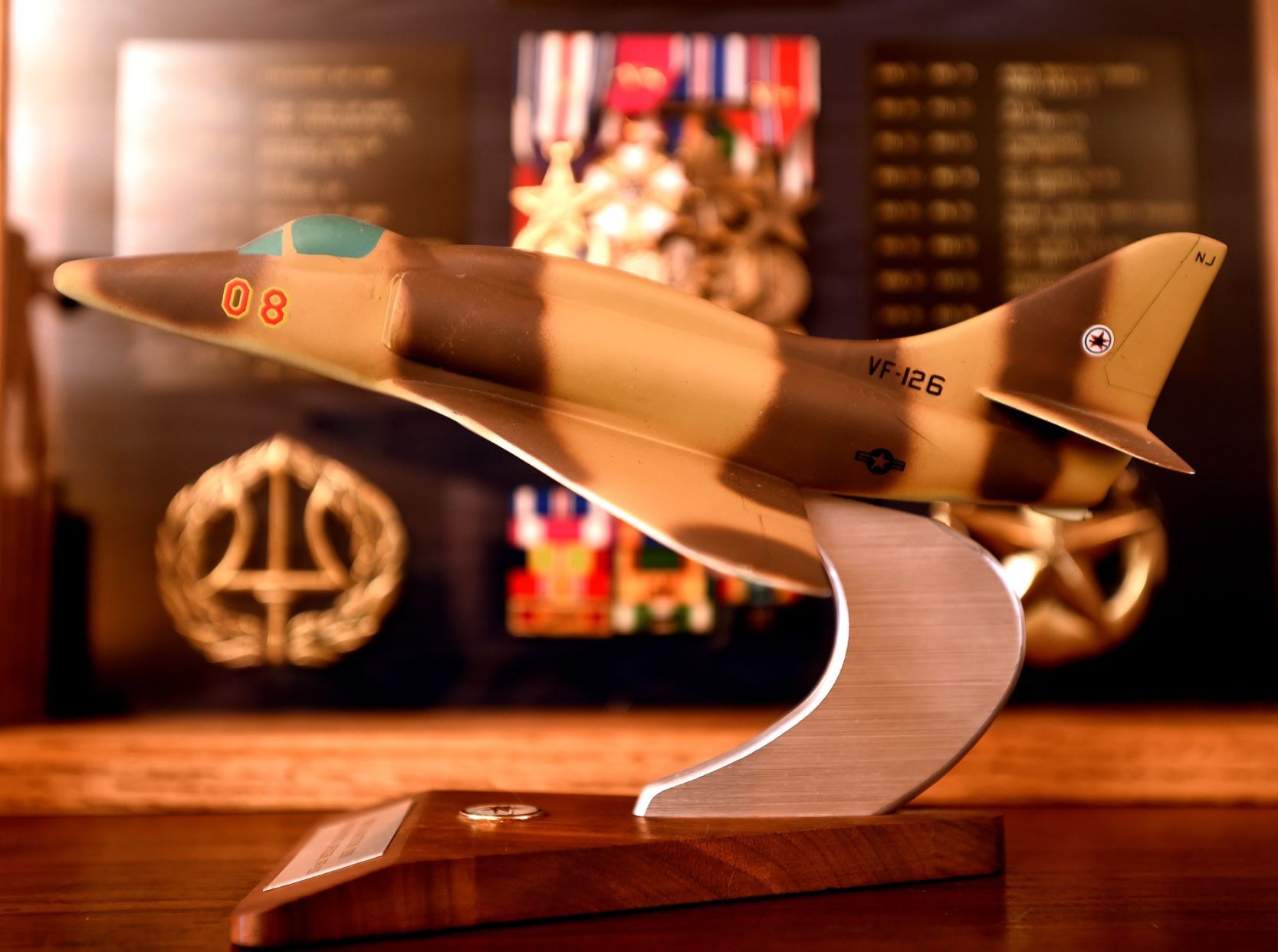 Knutson top gun jet
